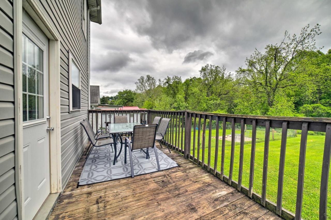 Morgantown Home With Deck About 2 Mi To Wv University! Экстерьер фото